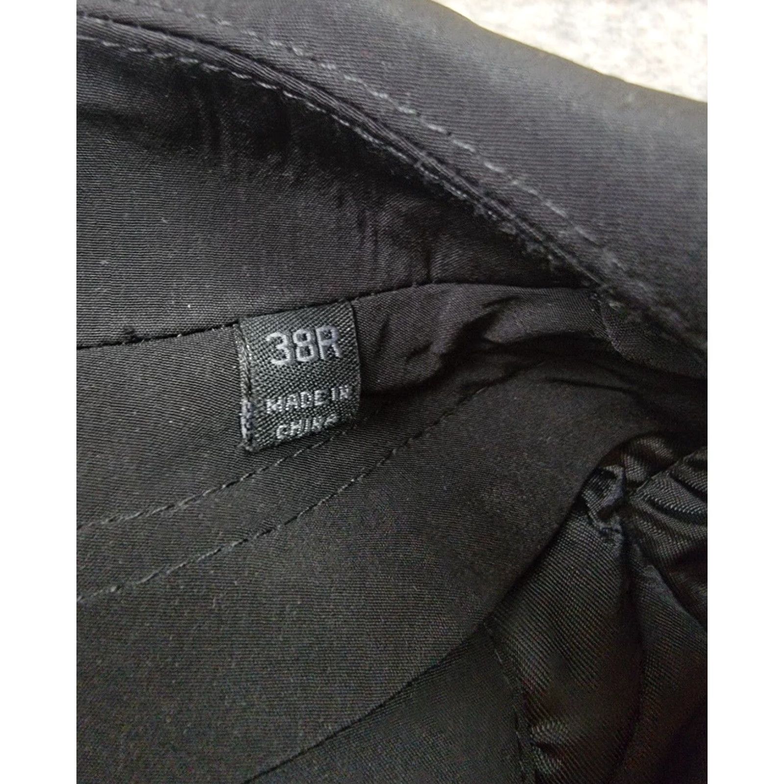 Calvin Klein Calvin Klein Overcoat Mens 38R Black Removable Liner Button Close Side Paragraph Size US XXS / EU 40 - 3 Thumbnail