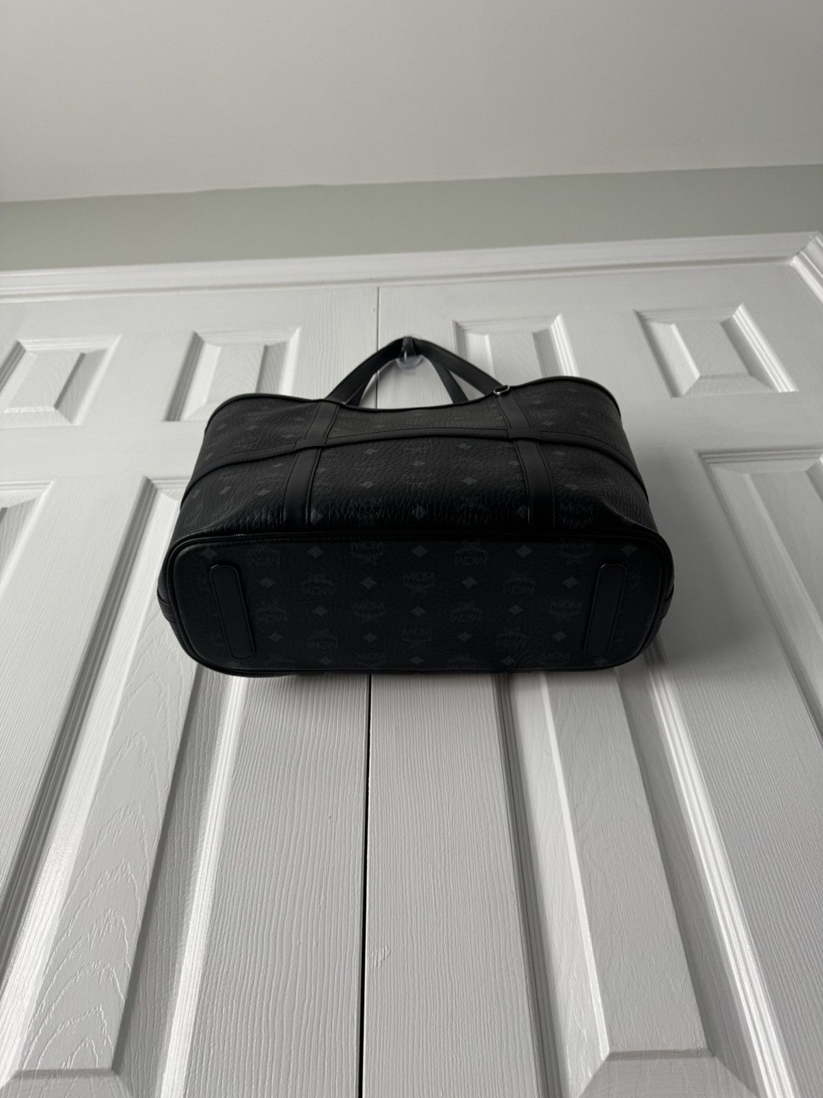 MCM MCM Black & Gray Monogram Logo Tote Bag (aren tote visetos) Size ONE SIZE - 7 Thumbnail