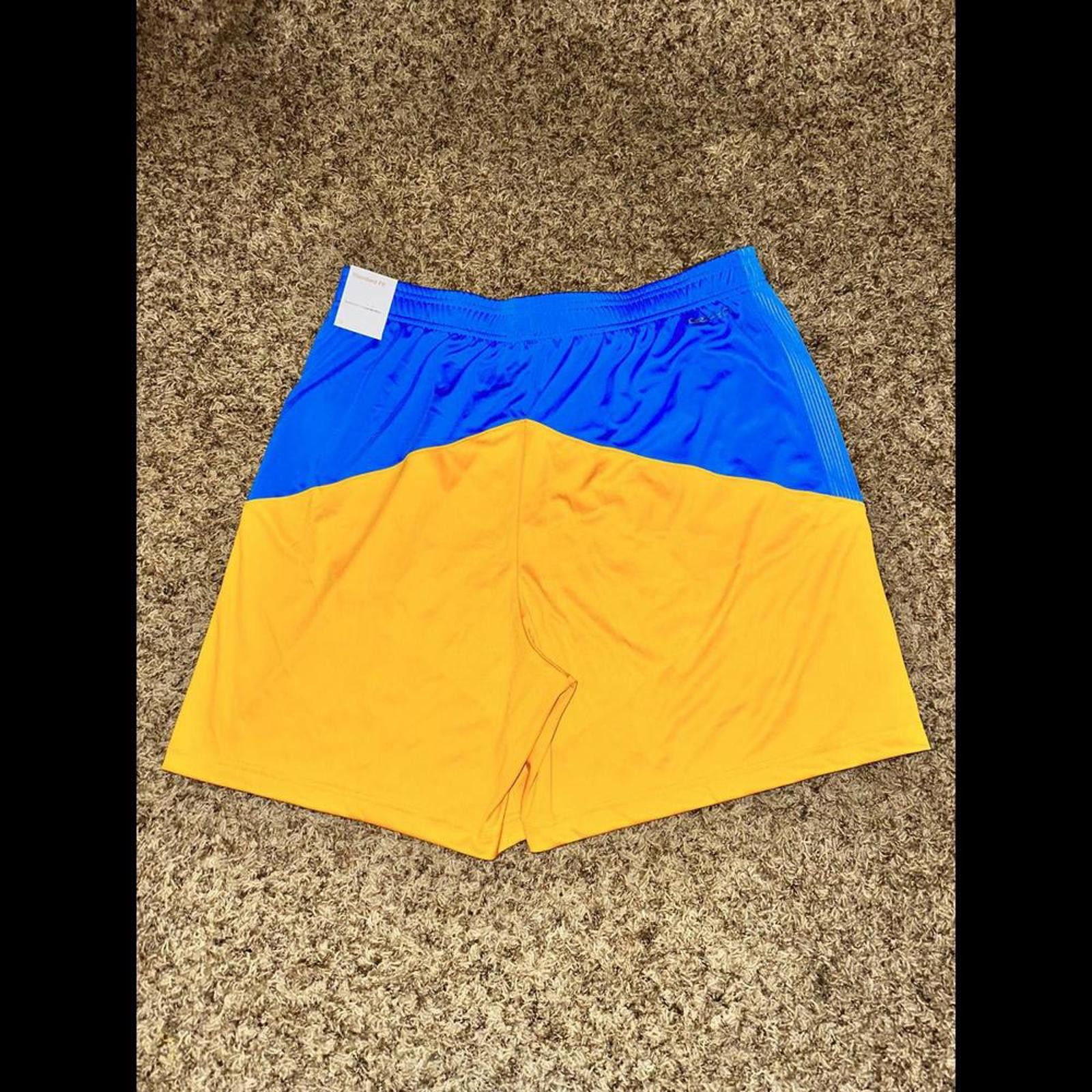Nike Men's Nike Los Angeles charger Sideline Primary Lockup Performance Shorts Size US 36 / EU 52 - 6 Thumbnail