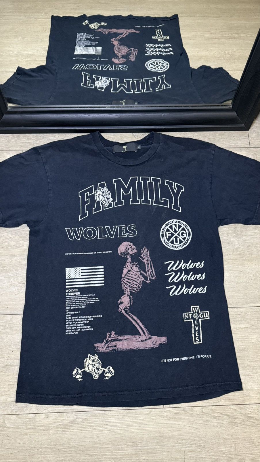 Darc Sport Vintage / Y2K Darc Sport SkeletonPraying Family Wolves Shirt Size US M / EU 48-50 / 2 - 1 Thumbnail