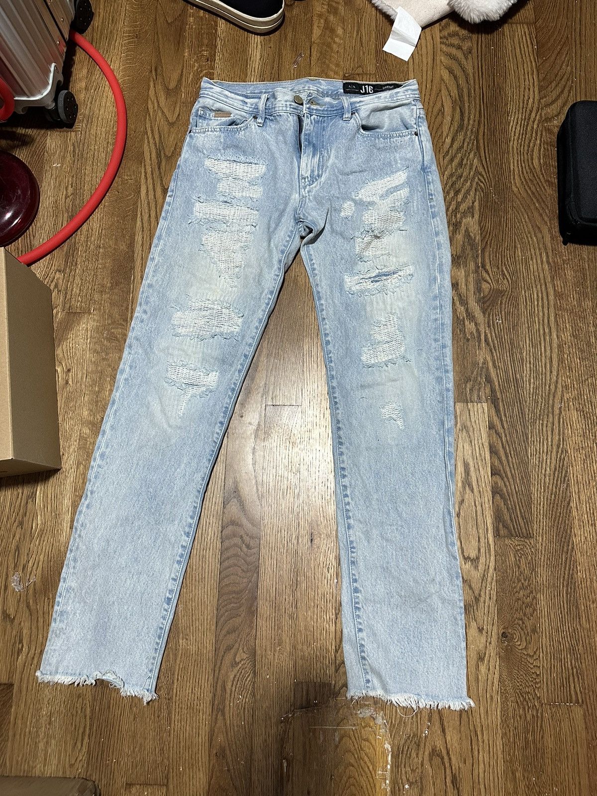 Armani Exchange Armani exchange ripped denim jeans Size US 30 / EU 46 - 1 Thumbnail
