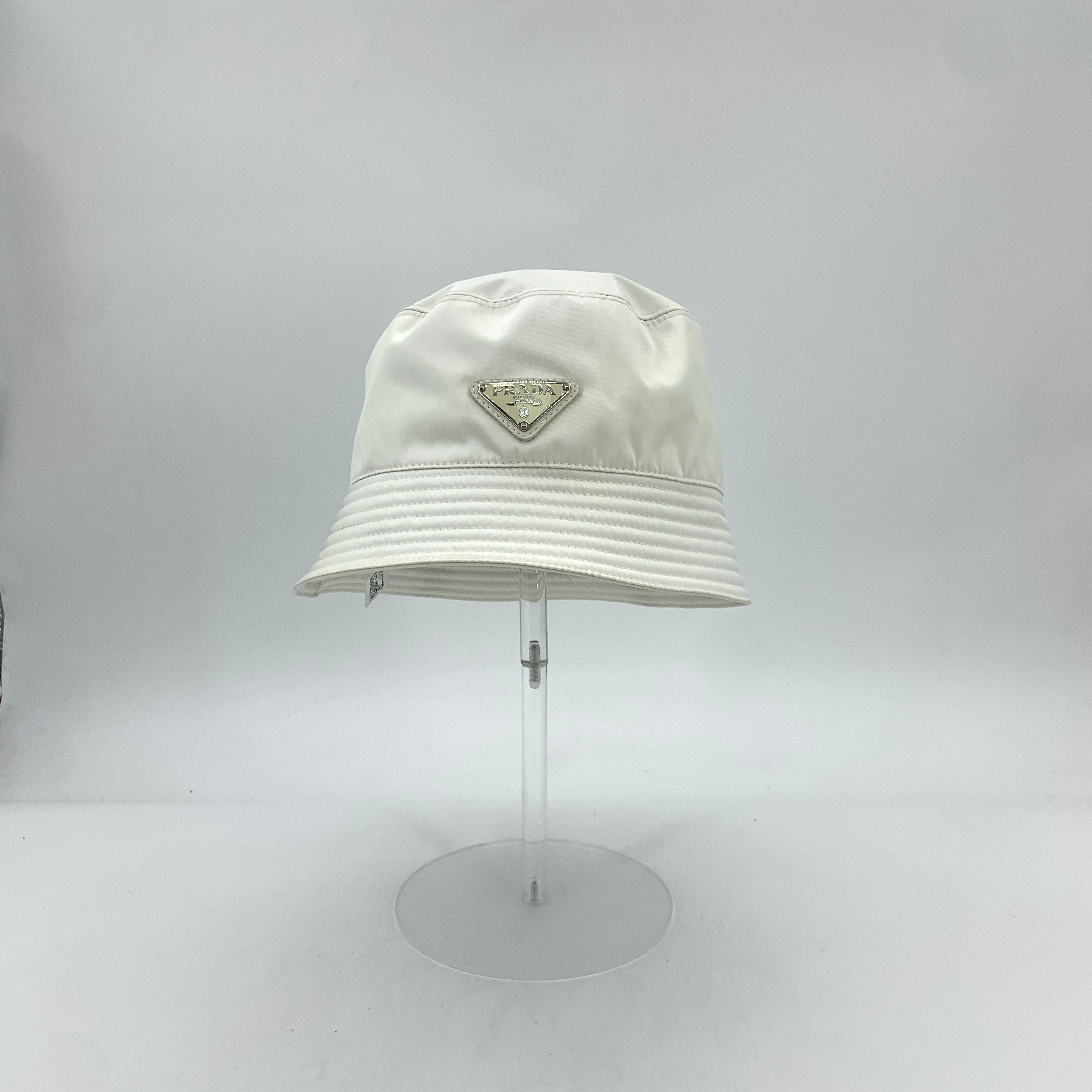 Prada Prada White Cotton Triangle Logo Bucket Hat Size ONE SIZE - 8 Thumbnail