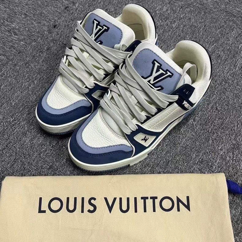 Louis Vuitton Louis Vuitton size 2 Blue and white round toe lace-up low b Size US 6.5 / EU 39-40 - 1 Thumbnail
