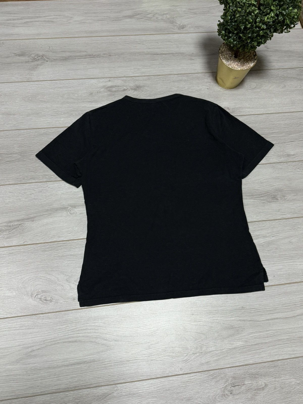 Vivienne Westwood Vivienne Westwood RARE big tree monogram orb spell tee eb0 Size US L / EU 52-54 / 3 - 11 Thumbnail