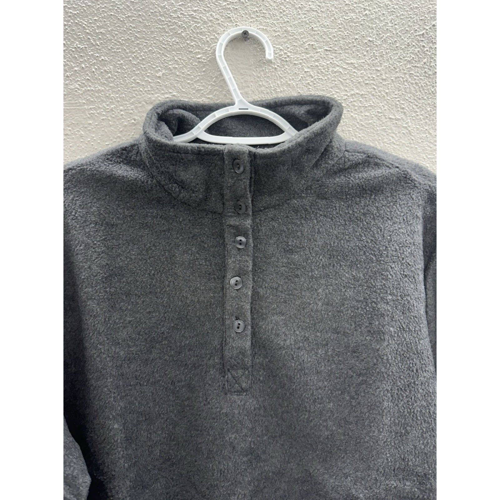 Vintage Anthony Richards Womens Pullover Size Petite XL Gray Long Sleeve Henley Fleece Shirt Womens Regular Polyester T-Shirt Size XL / US 12-14 / IT 48-50 - 3 Thumbnail