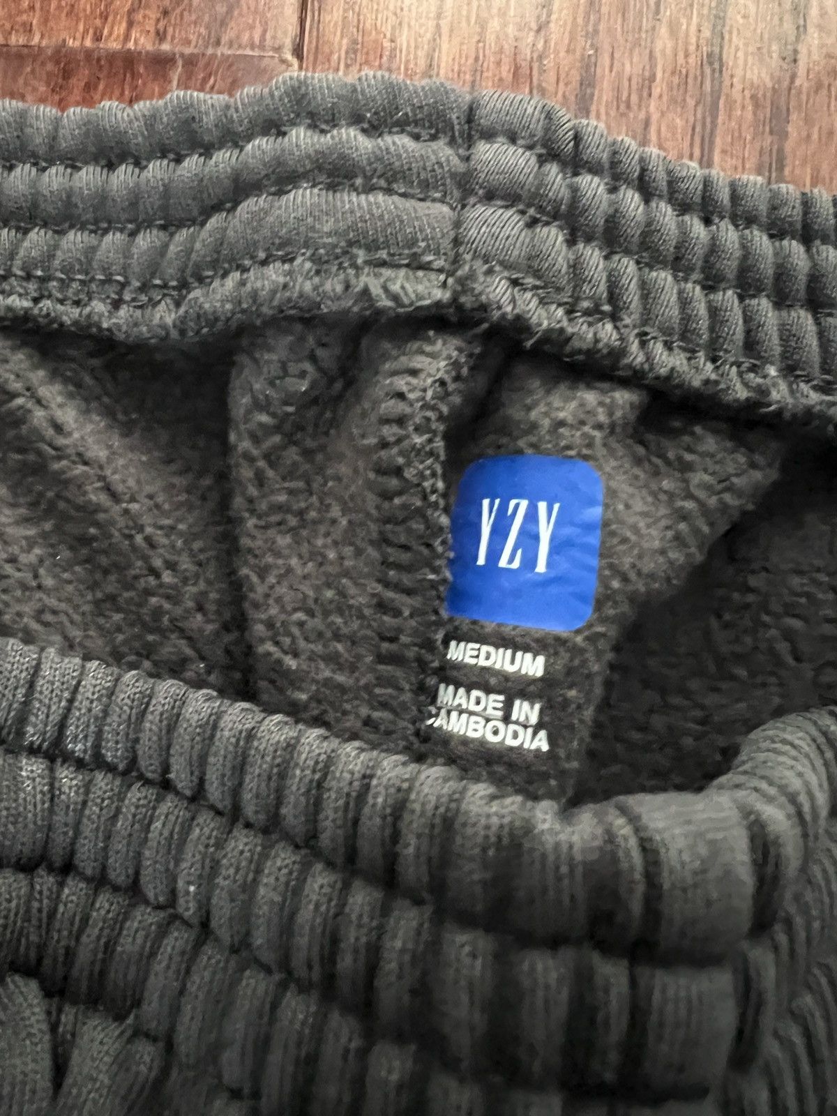 Balenciaga × Gap × Yeezy Yeezy Gap Balenciaga Baggy Wide Leg Sweatpants Size US 32 / EU 48 - 6 Thumbnail