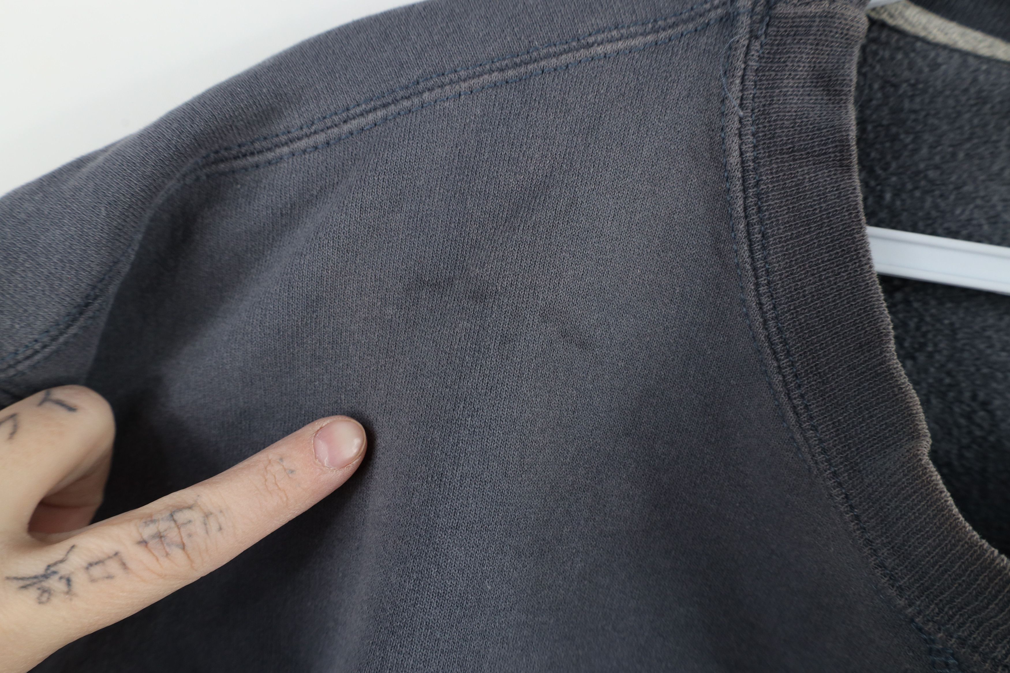 Champion × Vintage Vintage 90s Champion Crewneck Sweatshirt Steel Blue Size US L / EU 52-54 / 3 - 7 Thumbnail