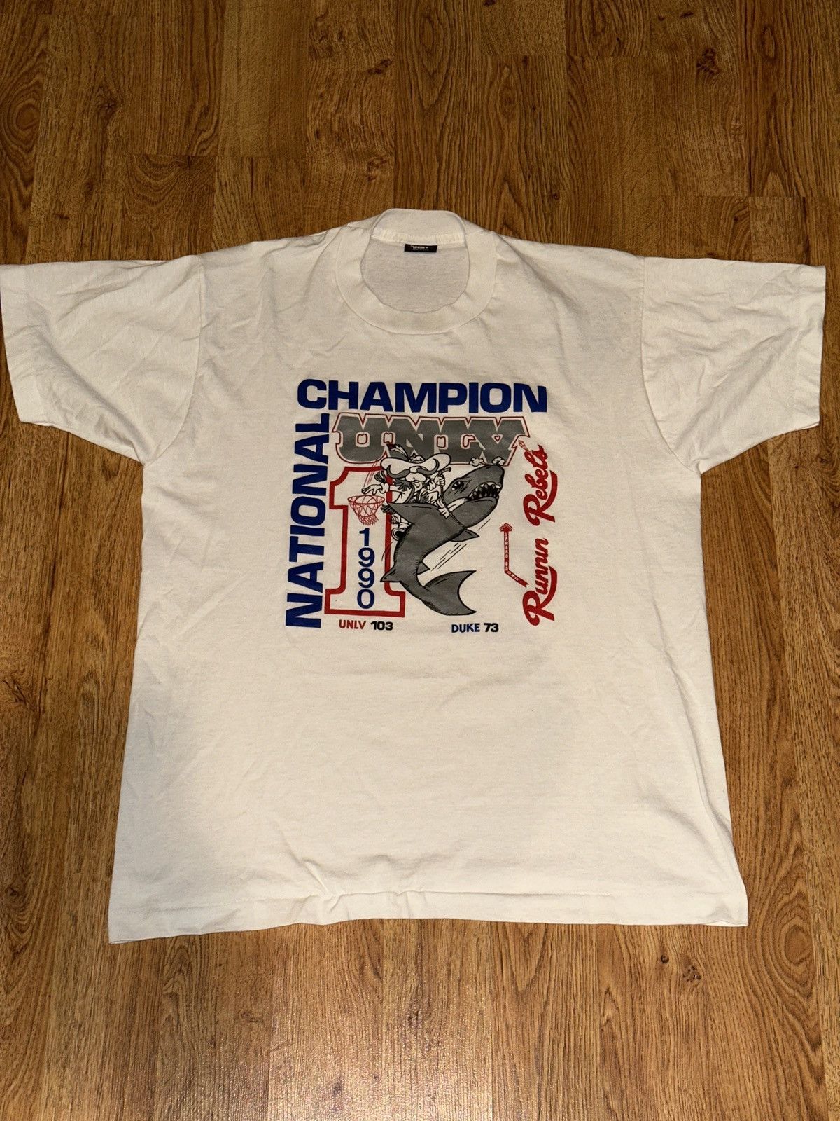 Vintage Single Stitch Vtg 1990 NCAA UNLV Runnin’ Rebels VS DUKE Tee Size US XL / EU 56 / 4 - 1 Thumbnail