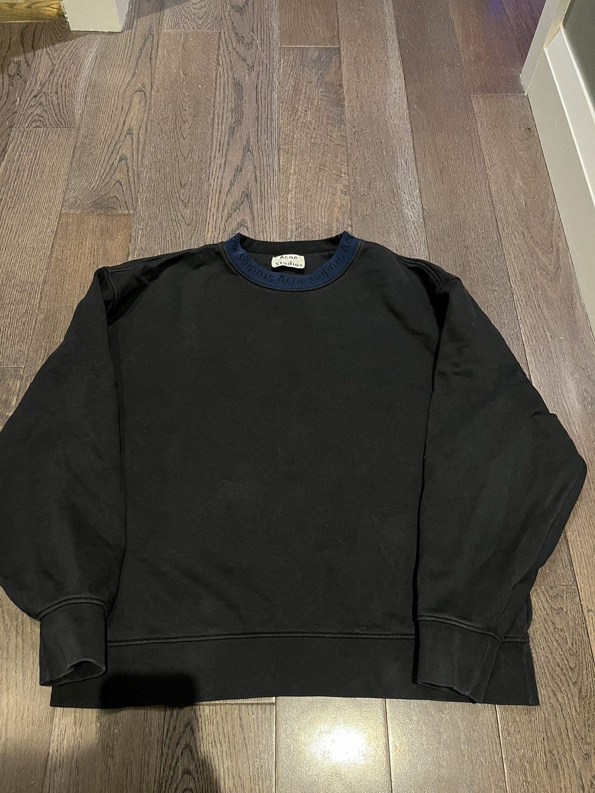 Acne Studios Acne Studios Logo Neck Sweatshirt Size US S / EU 44-46 / 1 - 2 Thumbnail
