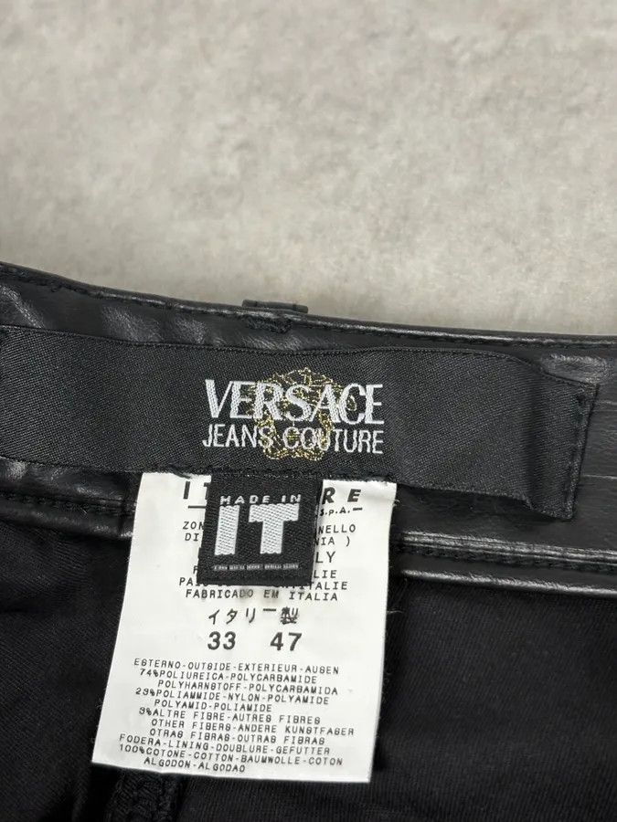 Versace 2000s Versace Black Lined Faux Leather Pants Size US 32 / EU 48 - 8 Thumbnail