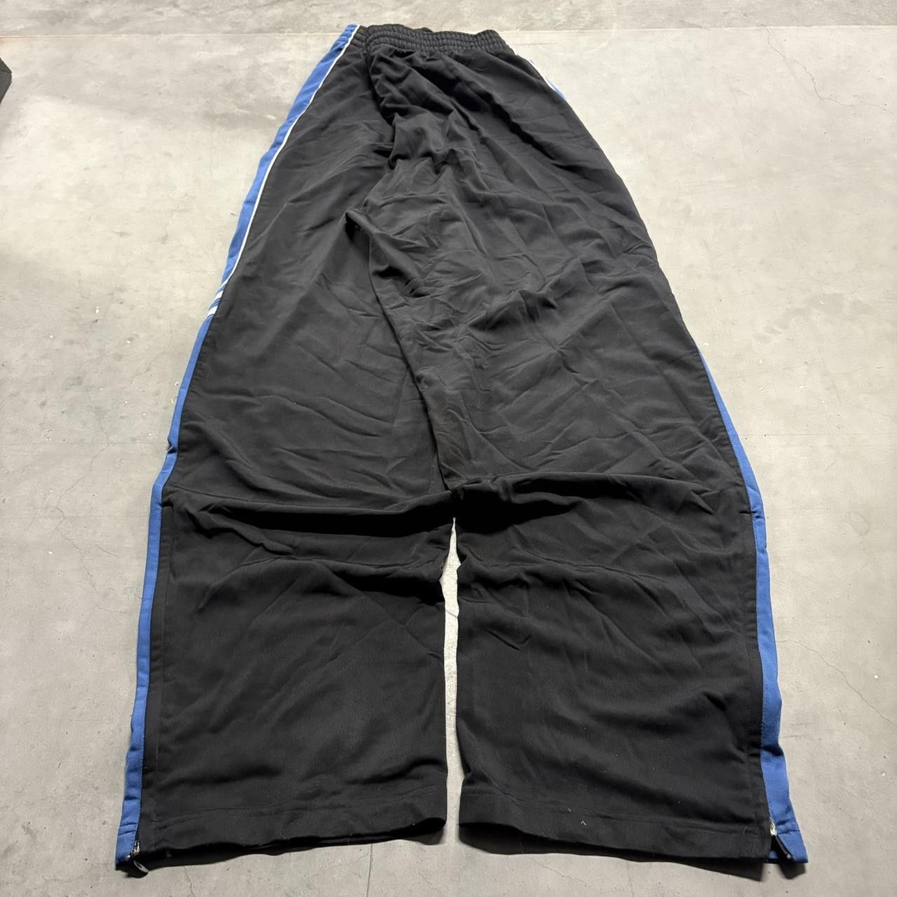 Adidas Crazy Vintage Y2K/2000s Super Baggy Adidas Striped Vintage Trackpants with leg zippers! Size US 36 / EU 52 - 5 Thumbnail