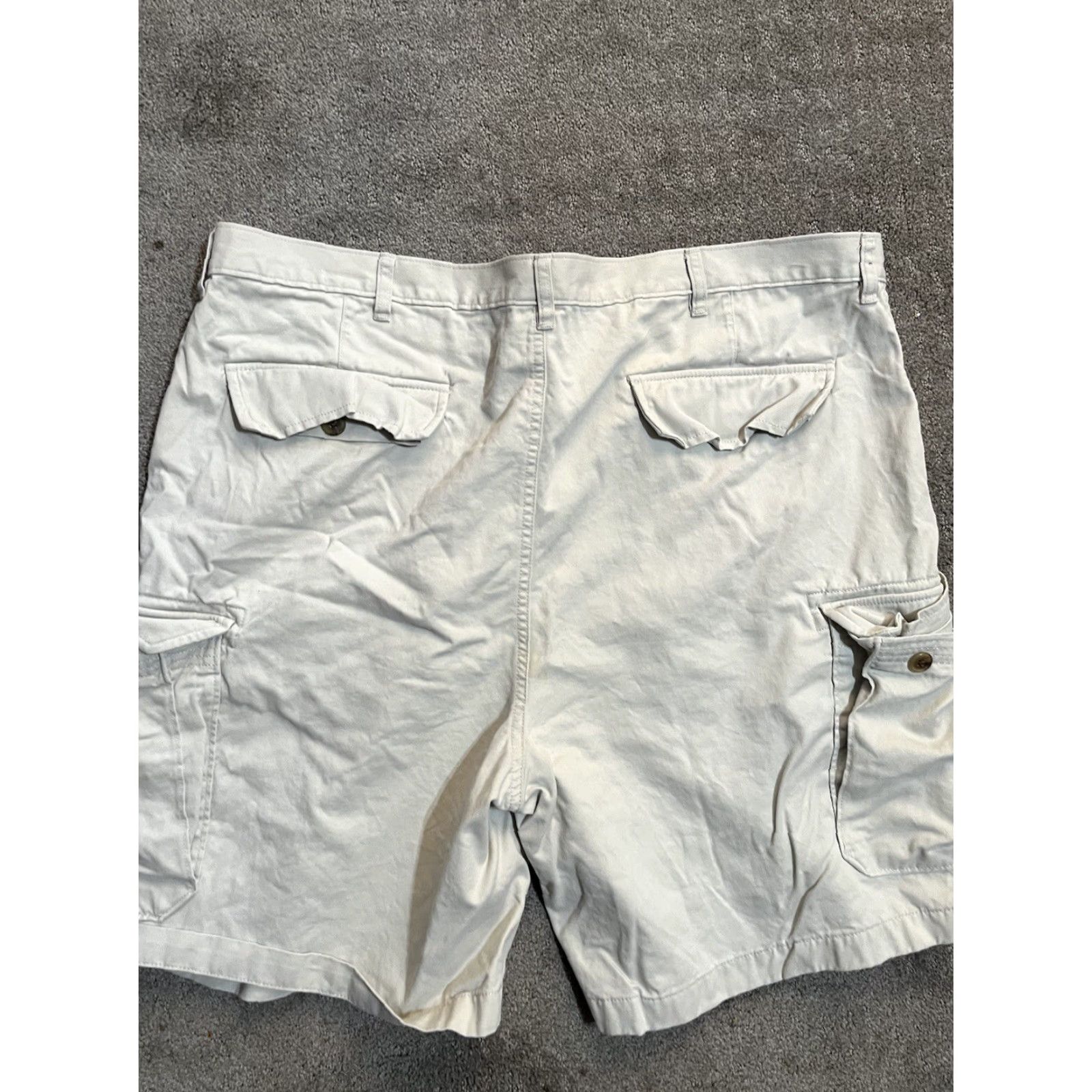 Lands' End Lands' End Cargo Shorts Mens 42 Gray High Rise Pockets Cargo 10 in Inseam Size US 42 / EU 58 - 2 Thumbnail