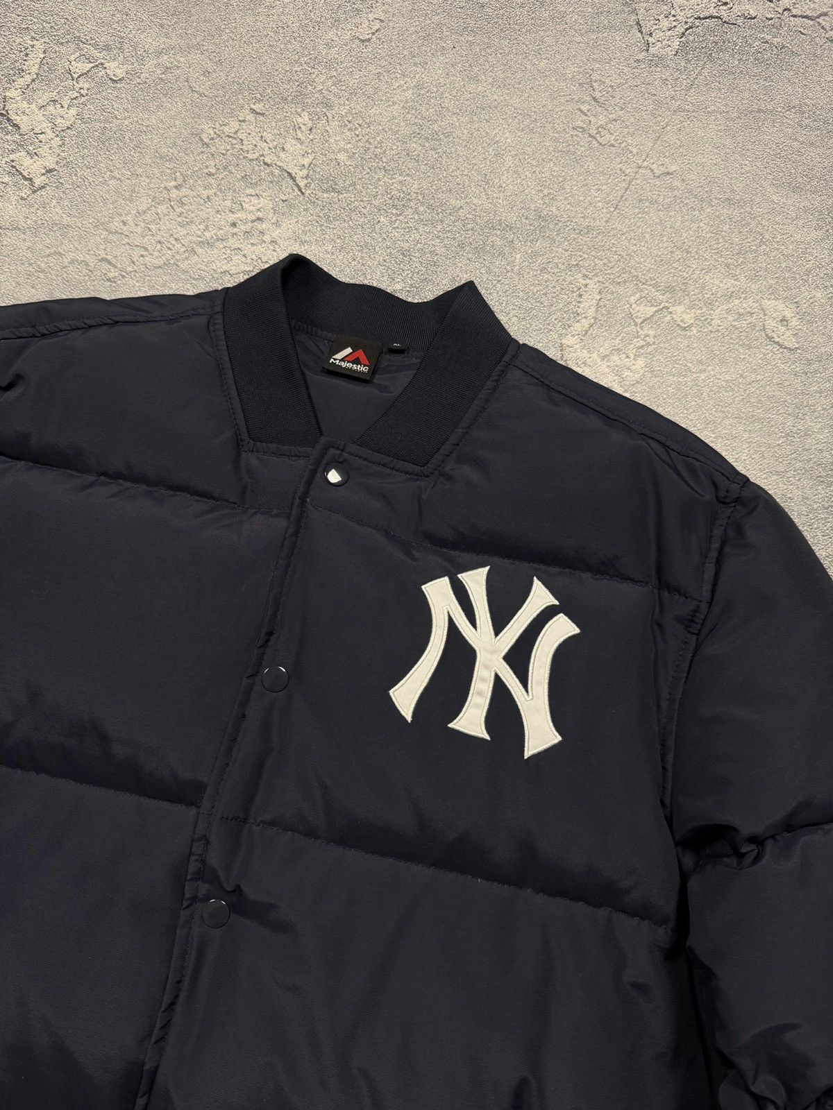 New York Yankees Vintage New York Yankees Puffer Jacket Size US XL / EU 56 / 4 - 5 Thumbnail