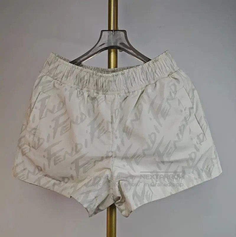 Fendi Fendi Summer Beige Shorts for Women . Size 23" - 1 Thumbnail