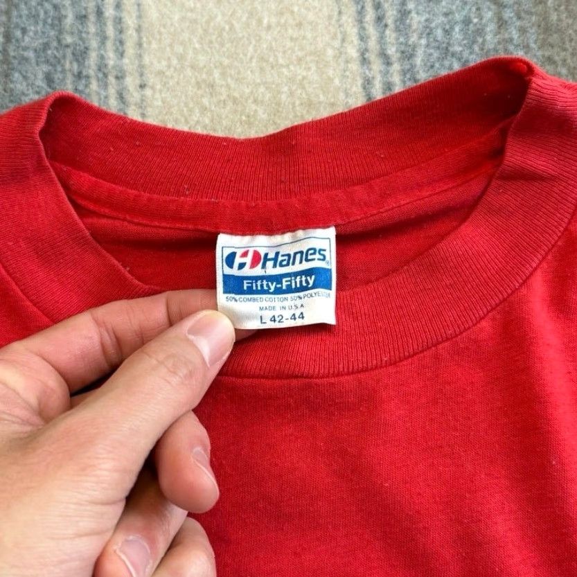 Hanes VINTAGE Wisconsin Badgers T-Shirt Large Red Hanes Short Sleeve Men 80s 90s College Sports University USA Made In USA Single Stitch Size US L / EU 52-54 / 3 - 2 Thumbnail