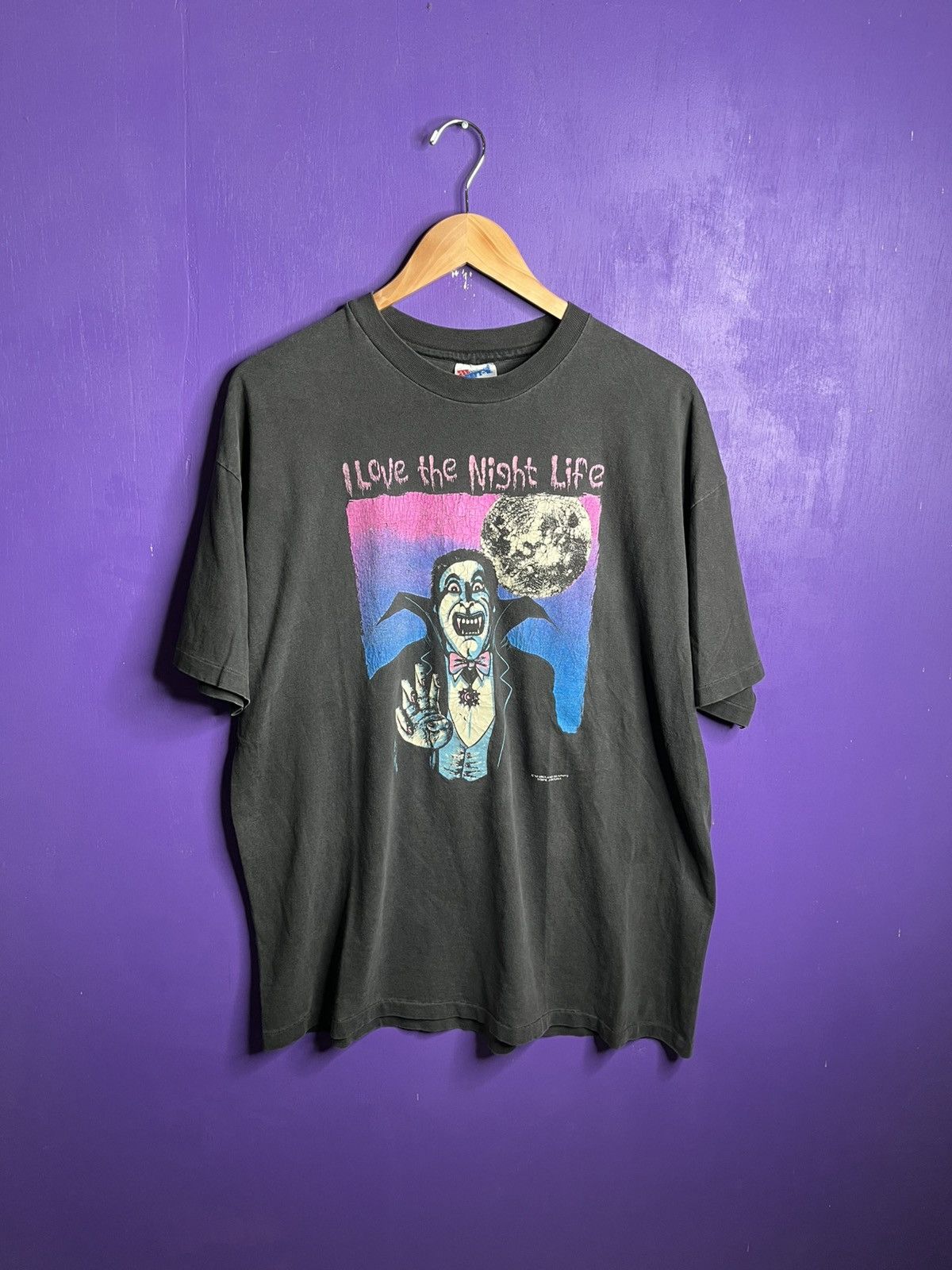 Vintage Vintage 1992 I love the night life vampire t-shirt Size US XL / EU 56 / 4 - 1 Thumbnail