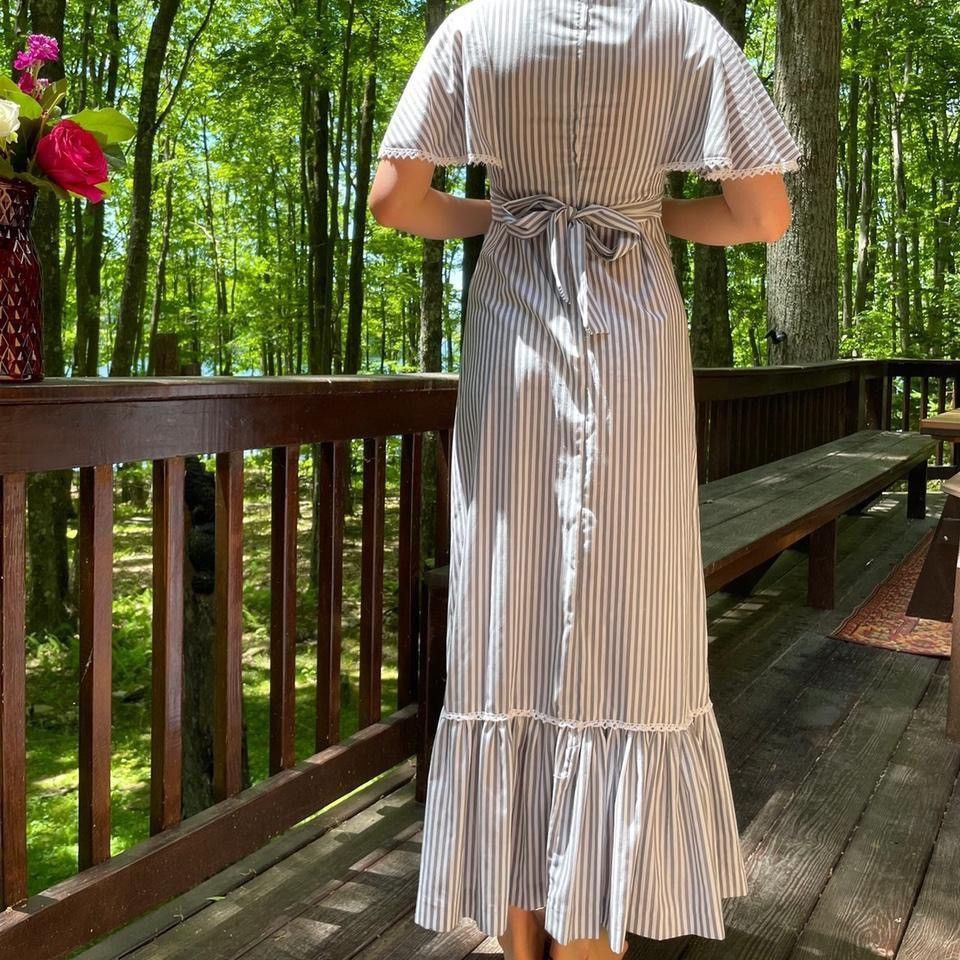 Vintage Vintage 1970s Prairie Maxi Dress Size S / US 4 / IT 40 - 4 Thumbnail