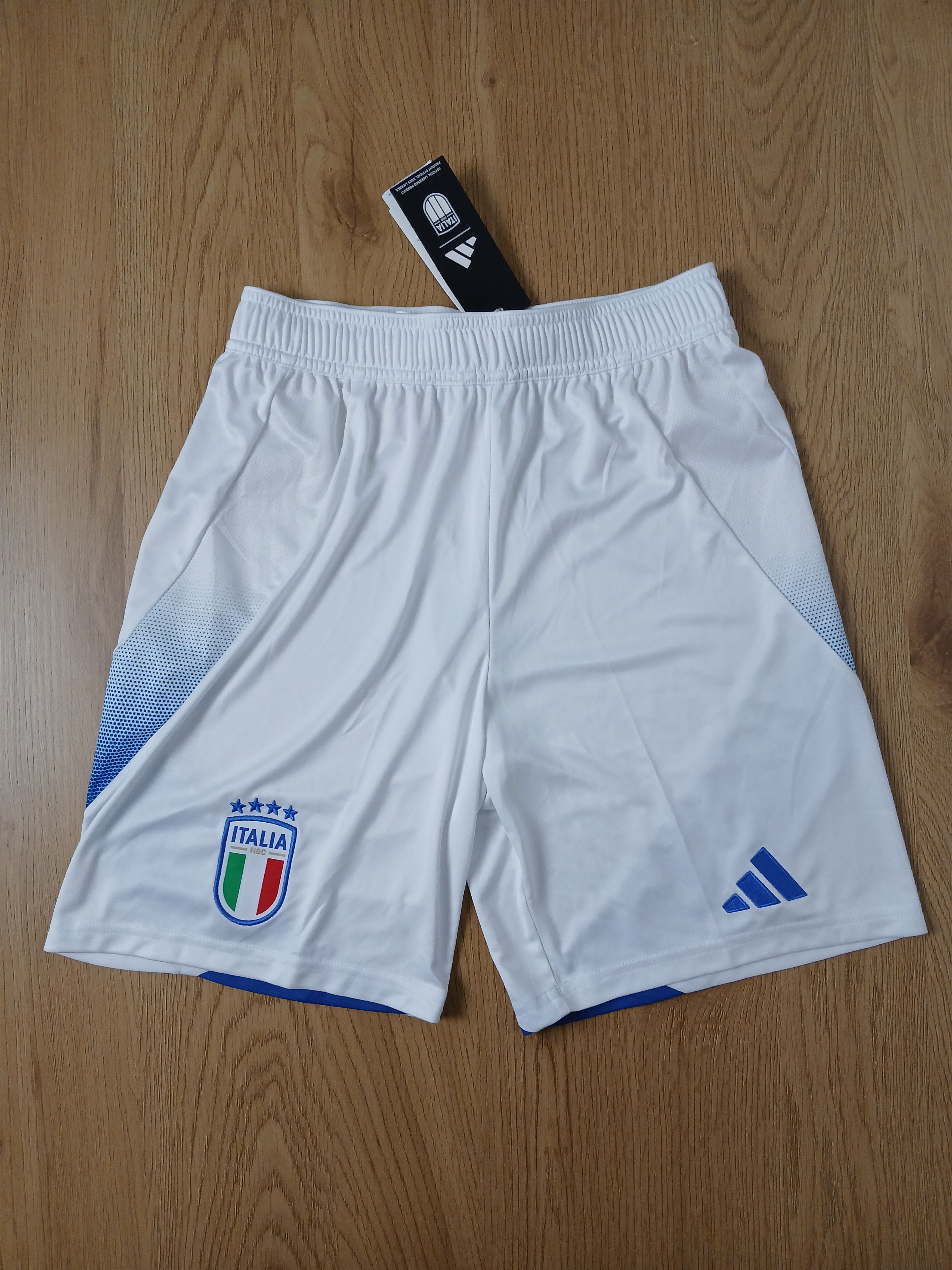 Adidas New KIDS Italy National Team Football Shorts Size US 26 / EU 42 - 1 Thumbnail