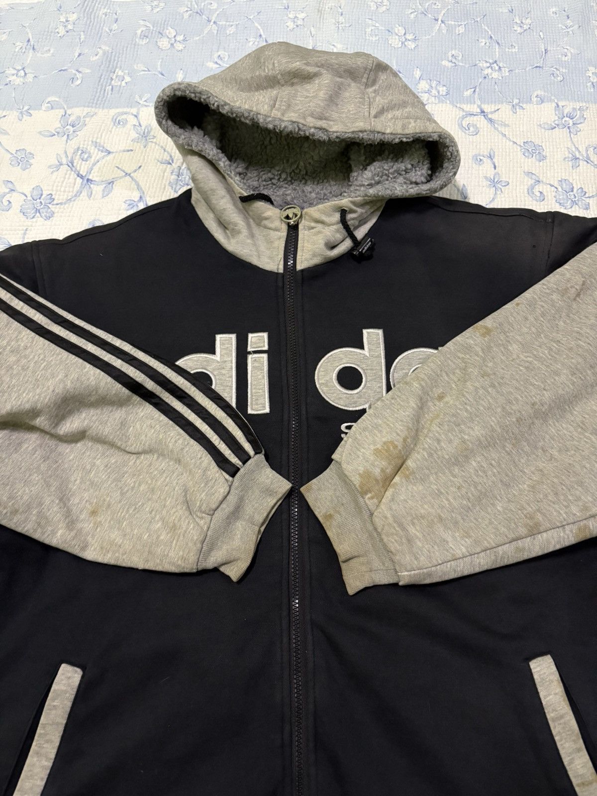 Adidas Adidas Hoodies Big Logo Vintage Size US M / EU 48-50 / 2 - 5 Thumbnail