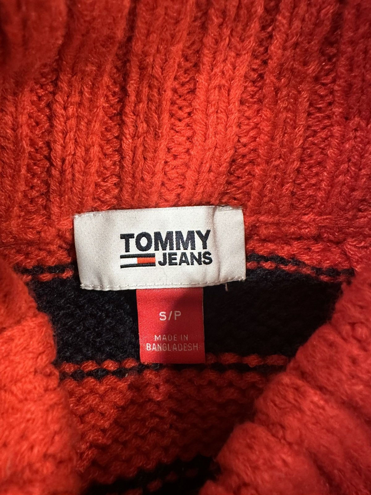 Tommy Hilfiger Vintage Tommy Hilfiger Turtleneck Sweater Size Small Size S / US 4 / IT 40 - 4 Thumbnail