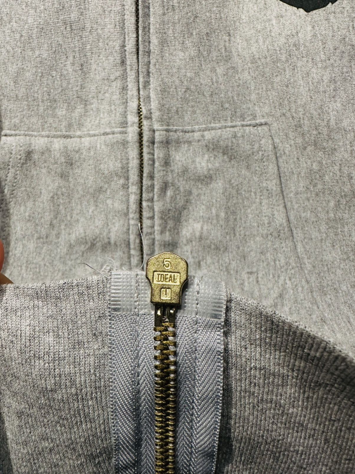 Bape × Champion Very Ape x Champion zip up Size US L / EU 52-54 / 3 - 8 Thumbnail