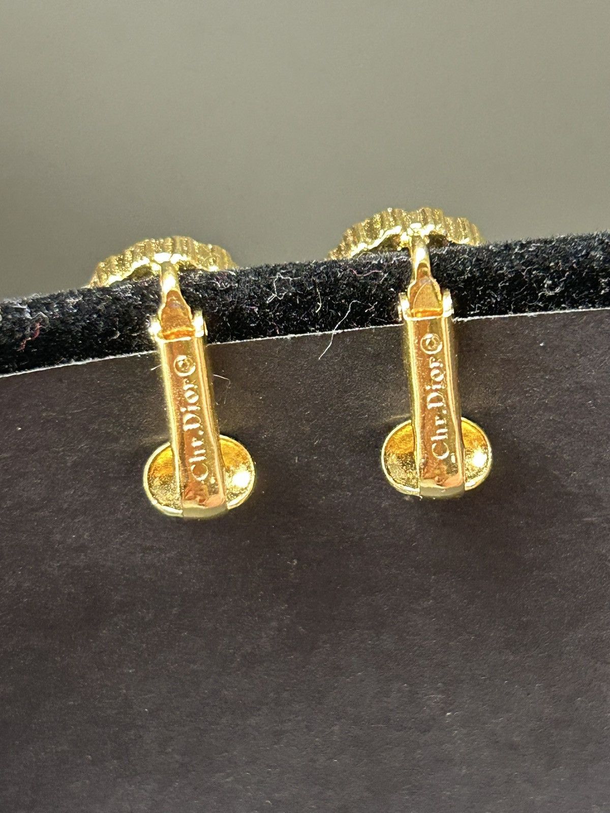 Dior Vintage Dior Rhinestone Gold Plated Oval Clip on Earrings Size ONE SIZE - 6 Thumbnail