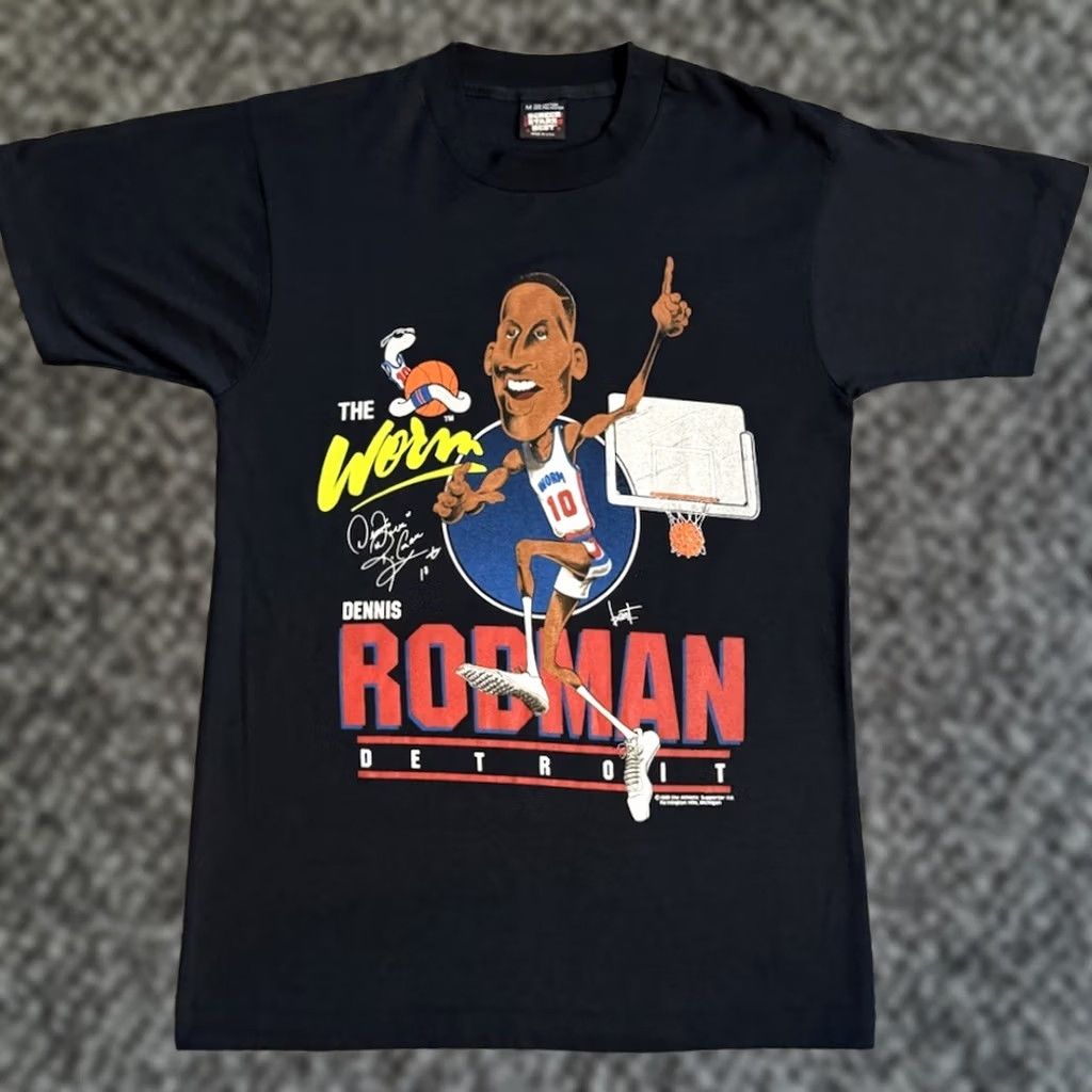 Vintage VINTAGE 1989 Dennis Rodman The Worm Detroit Pistons T Shirt M NBA Basketball Black Screen Stars 80s Mens Size US M / EU 48-50 / 2 - 1 Thumbnail