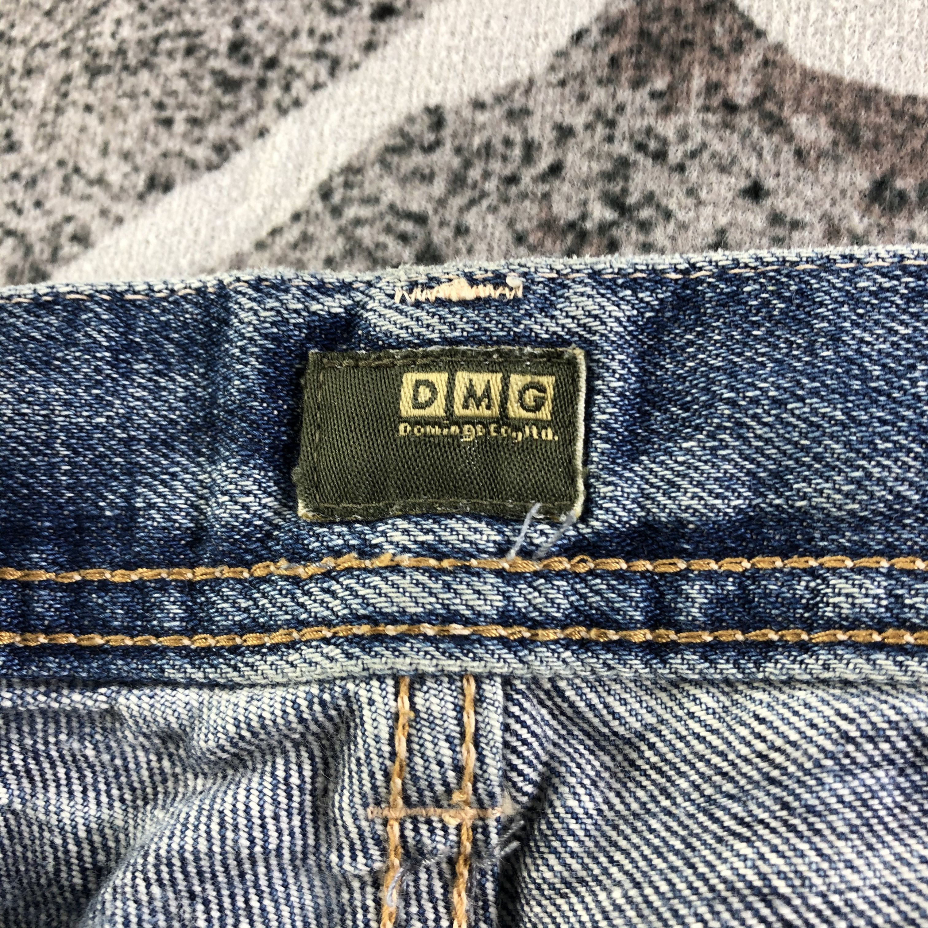 Japanese Brand Domingo Jeans Faded Blue Denim KJ2339 Size US 31 - 8 Thumbnail