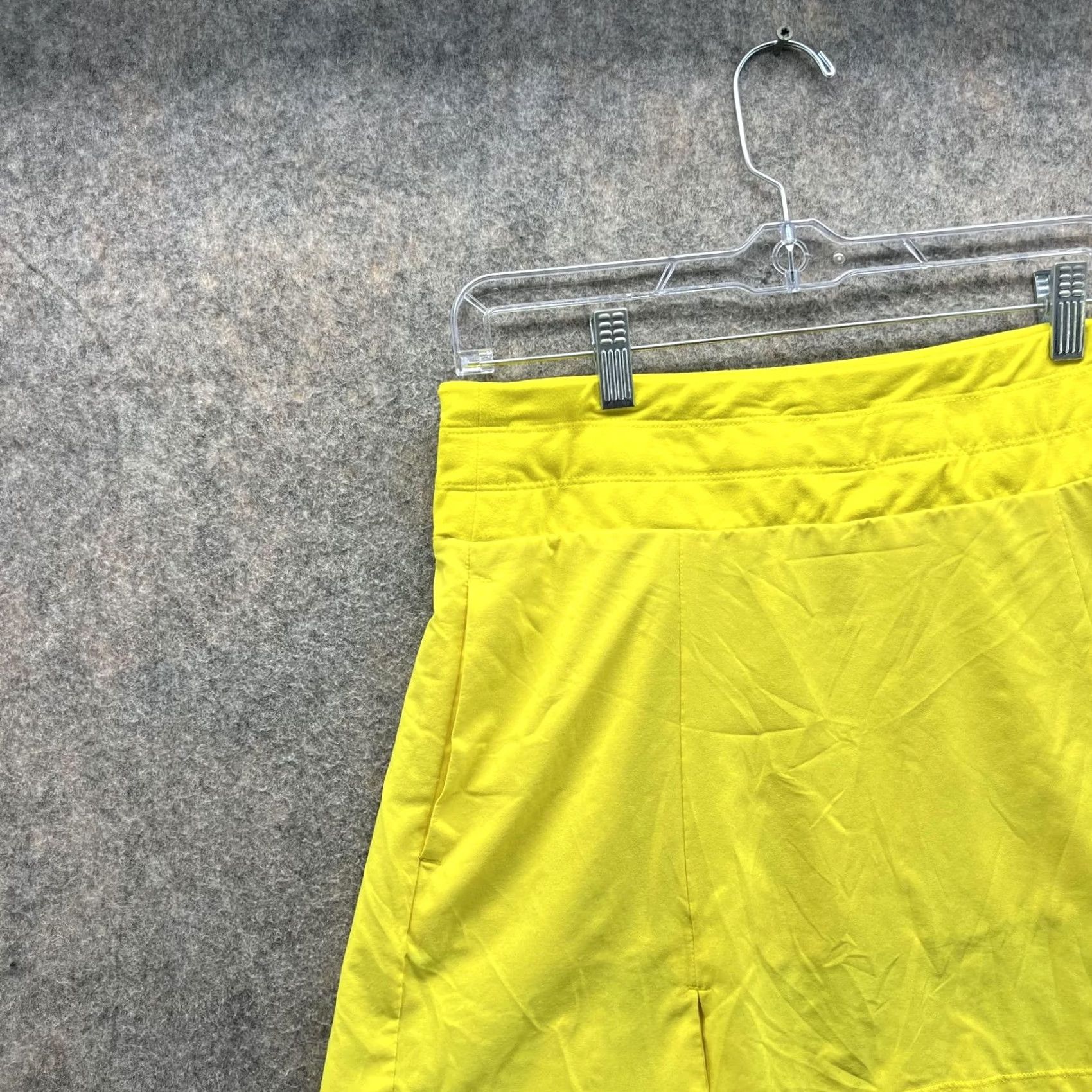 Oakley Oakley Skort Women Small Yellow Athletic Training Gym Polyester Blended Fabric Short Skirt Size 28" / US 6 / IT 42 - 3 Thumbnail