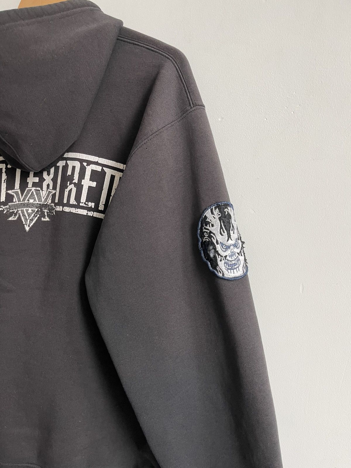 Vintage Vintage Black Sun Faded Wrestling Hoodie Size US XL / EU 56 / 4 - 9 Thumbnail