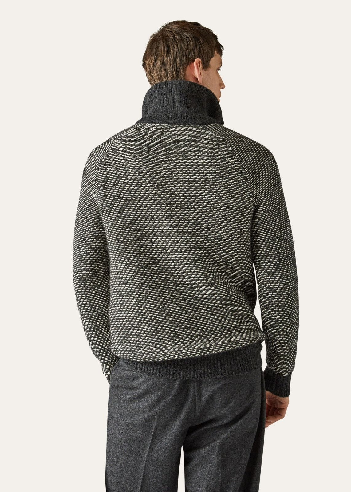 Loro Piana o1srvl11e0225 FAN2313 Sweater in Grey Size US L / EU 52-54 / 3 - 4 Thumbnail