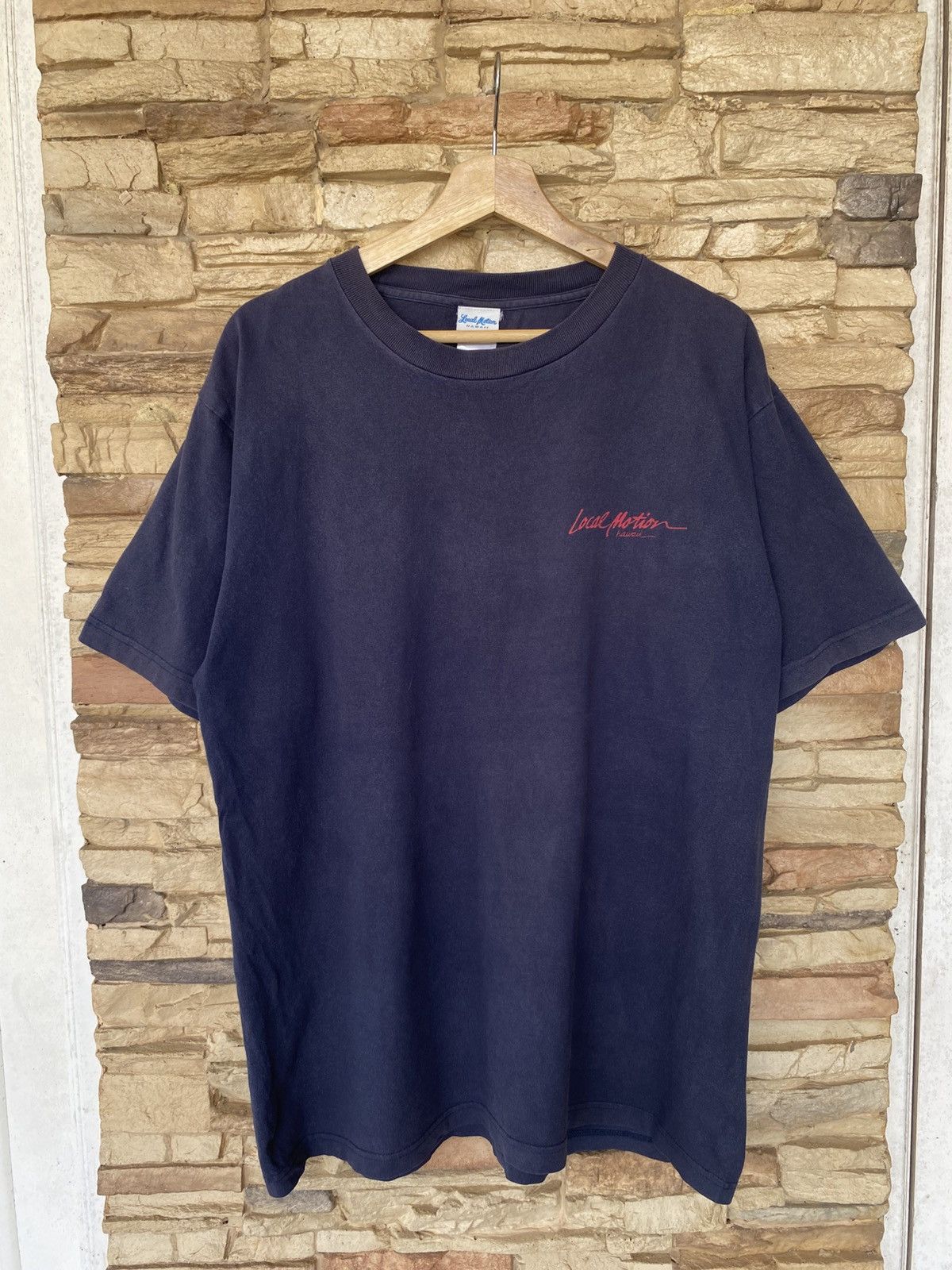 Vintage Vintage 90s Local Motion Hawaii Backhit Logo Print Surfing Tees Size US XL / EU 56 / 4 - 2 Thumbnail