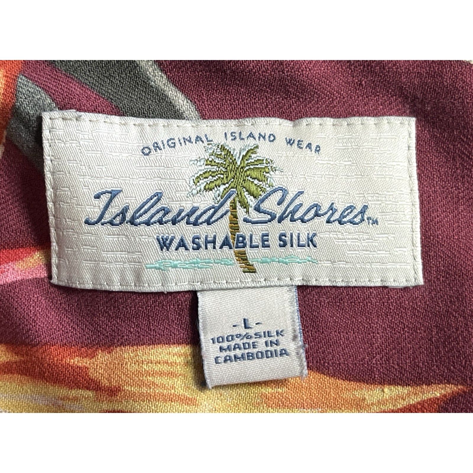 Vintage Island Shores Silk Button-Up Hawaiian Shirt Red Palm Trees Men's Large Beach Tropical Aloha Short Sleeve Front Pocket Button-Up Size US L / EU 52-54 / 3 - 5 Thumbnail