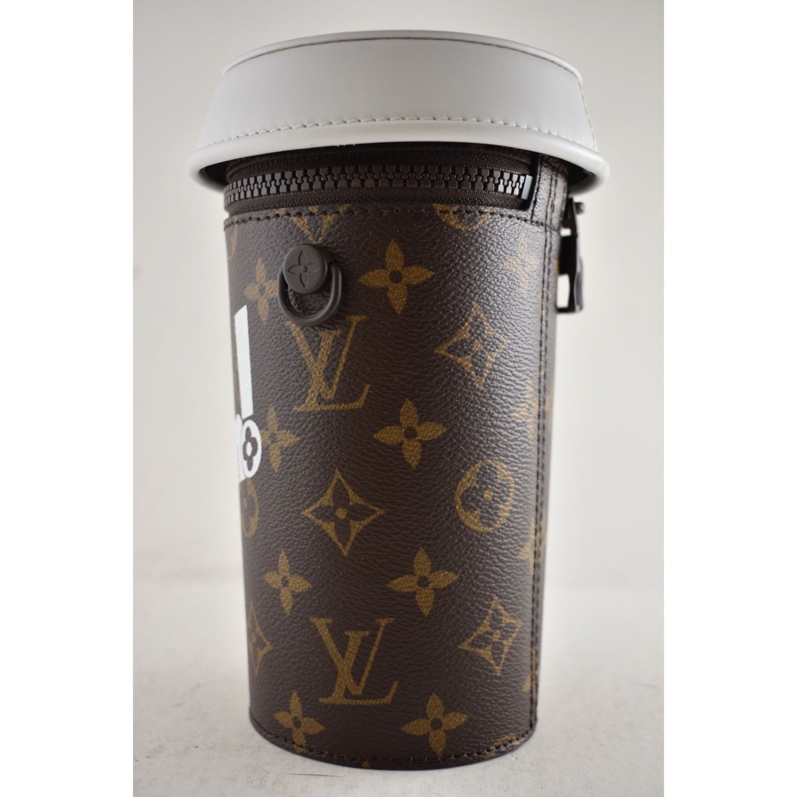 Louis Vuitton Coffee Cup Monogram LV Logo Crossbody Shoulder Bag Size ONE SIZE - 8 Thumbnail