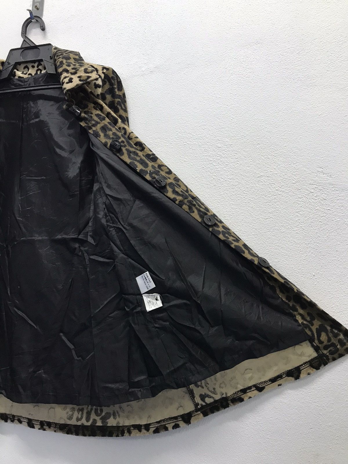 Japanese Brand × Vintage Vintage Across Leorpard Pattern Jacket Size US M / EU 48-50 / 2 - 8 Thumbnail