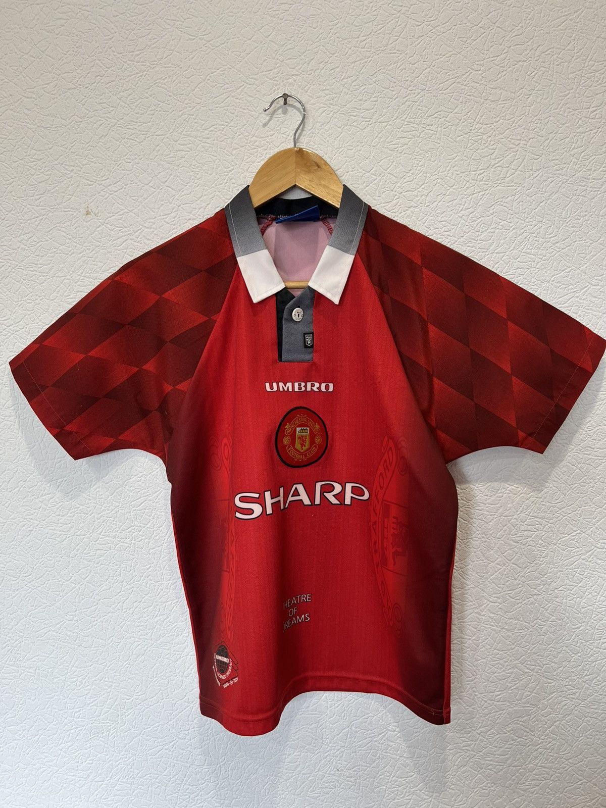 Umbro Umbro Manchester United 1996/1997 Home Kit Soccer Jersey Size US XS / EU 42 / 0 - 1 Thumbnail