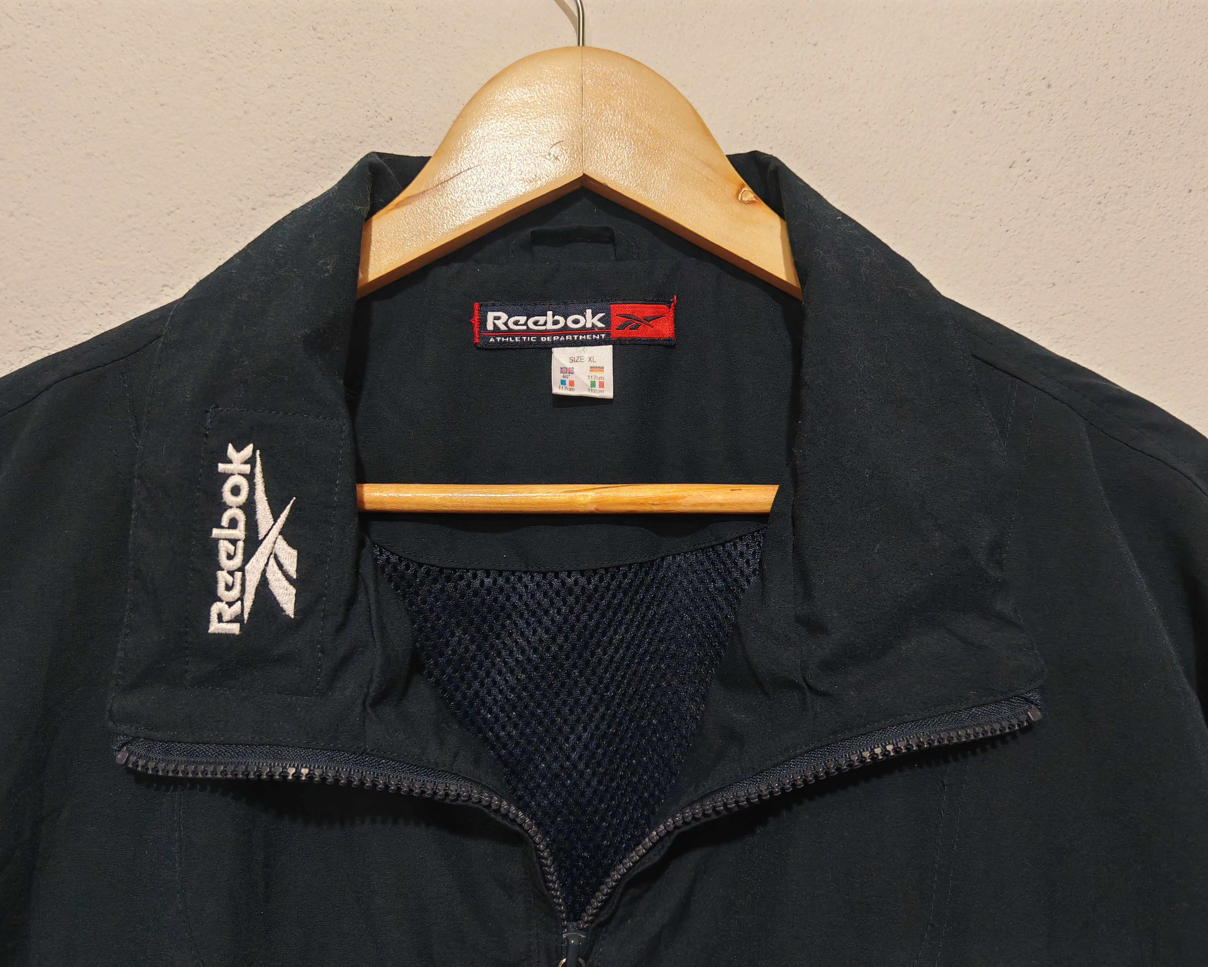 Reebok × Vintage Vintage Aston Villa Final Wembley Cup 2000 Reebok Jacket Size US XL / EU 56 / 4 - 4 Thumbnail