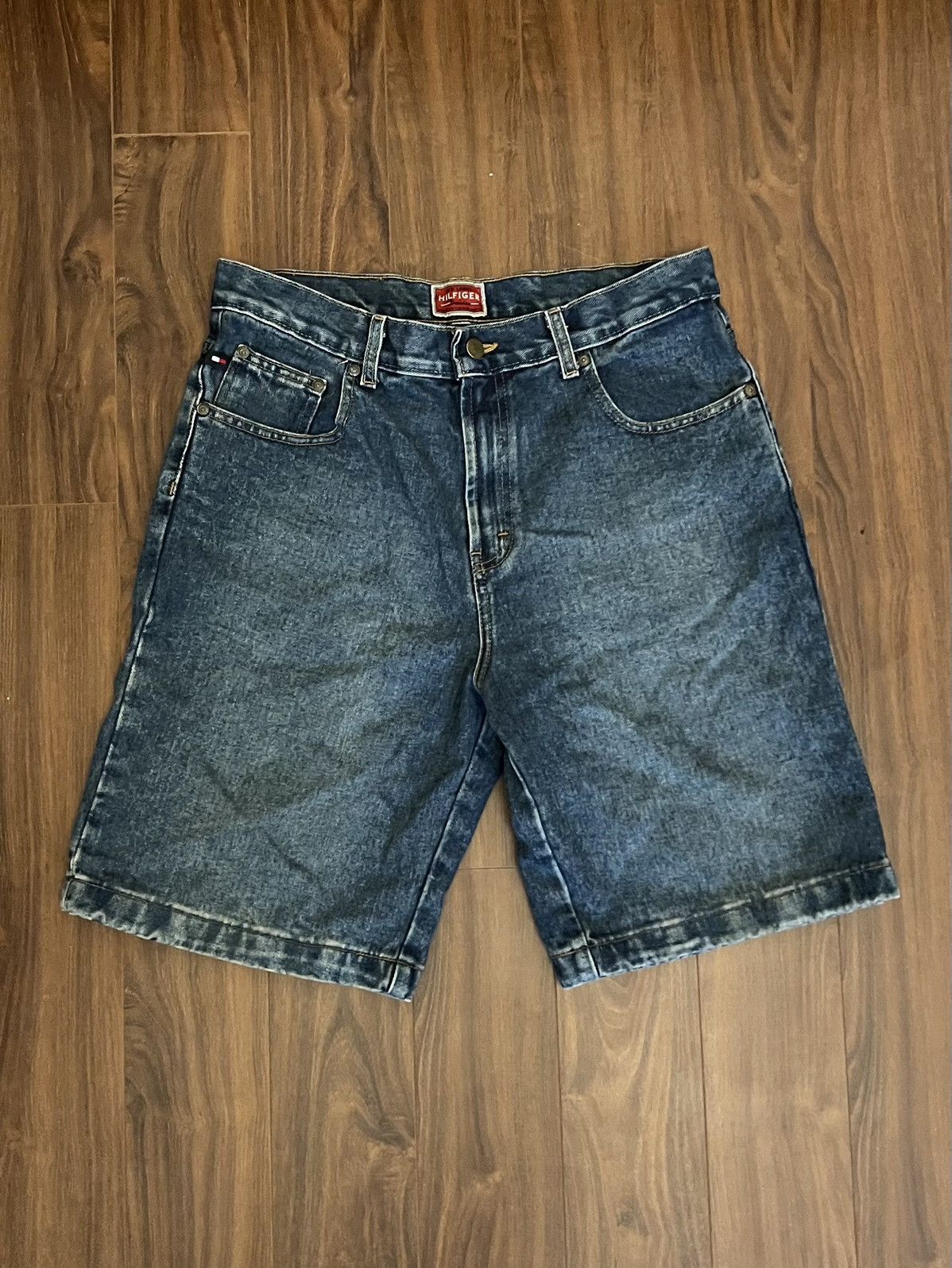 Tommy Hilfiger Vintage 90s Tommy Hilfiger Baggy Fit Denim Jean Shorts Size US 32 / EU 48 - 1 Thumbnail