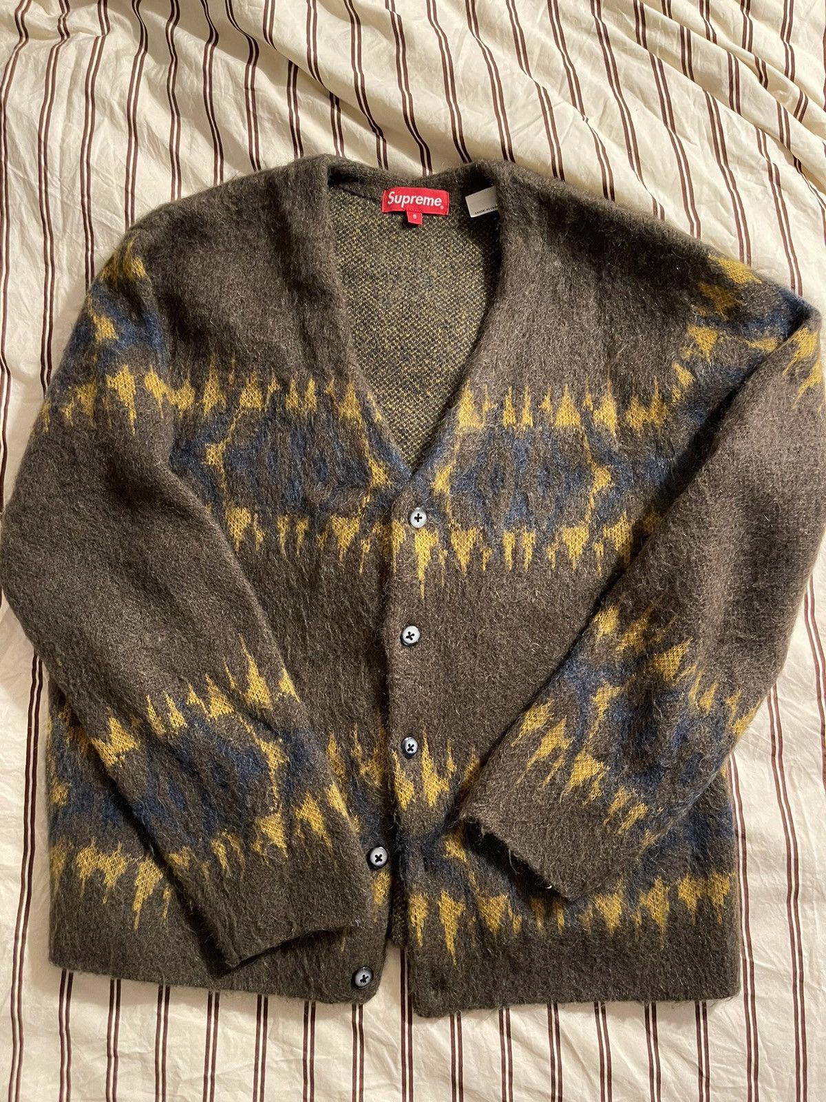 Supreme Supreme Abstract Stripe Cardigan FW22 Olive | Grailed