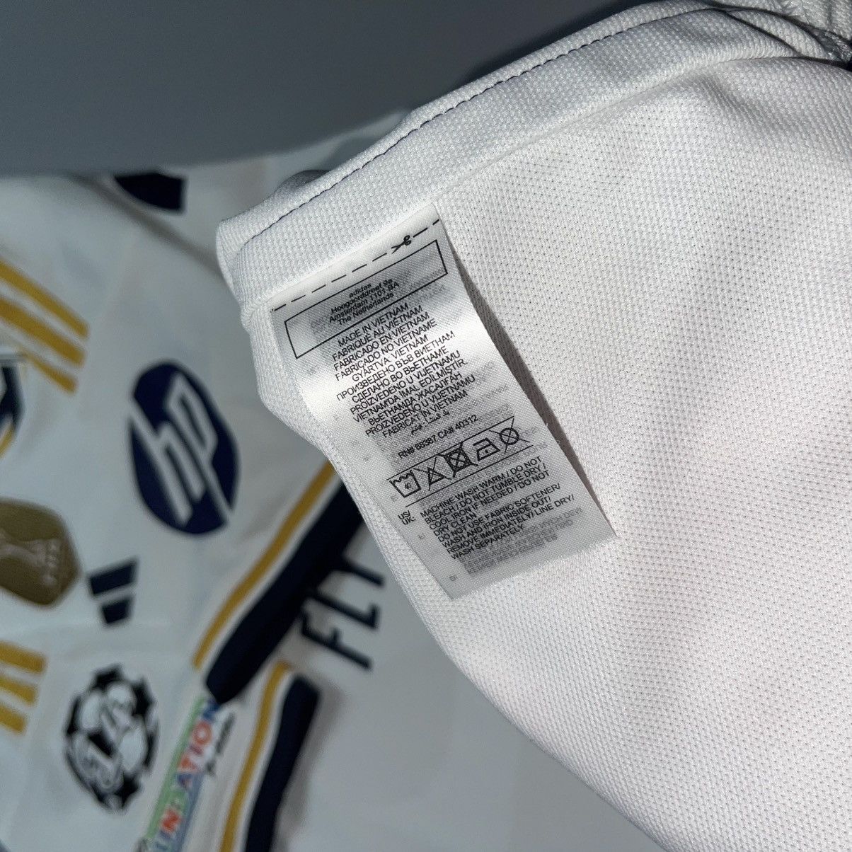 Adidas × Vintage NWT REAL MADRID 2023/2024 FOOTBALL HOME JERSEY #22 RUDIGER Size US M / EU 48-50 / 2 - 10 Thumbnail