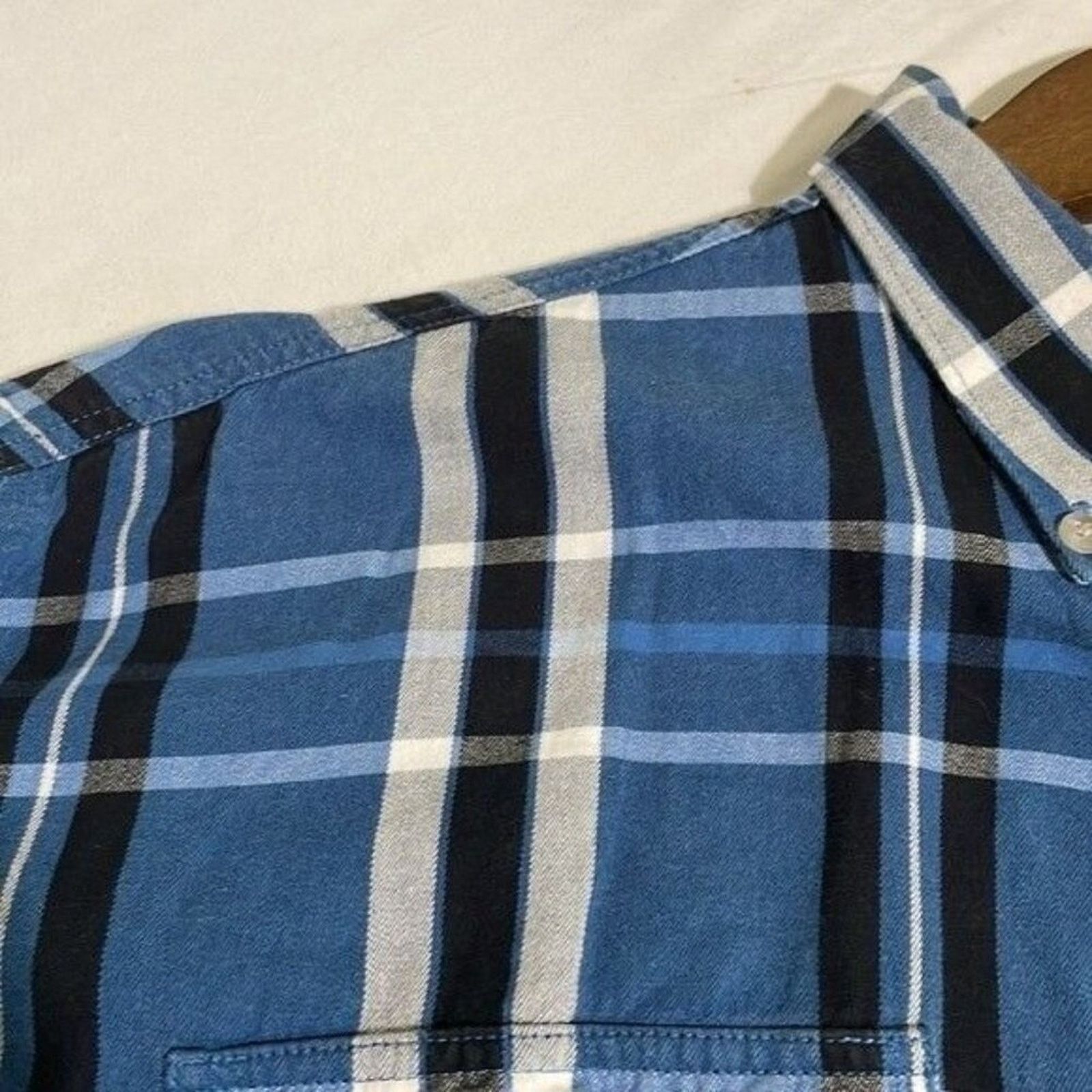 Wrangler Wrangler Mens Blue Plaid Flannel Button Down SIze XL Size US XL / EU 56 / 4 - 9 Thumbnail