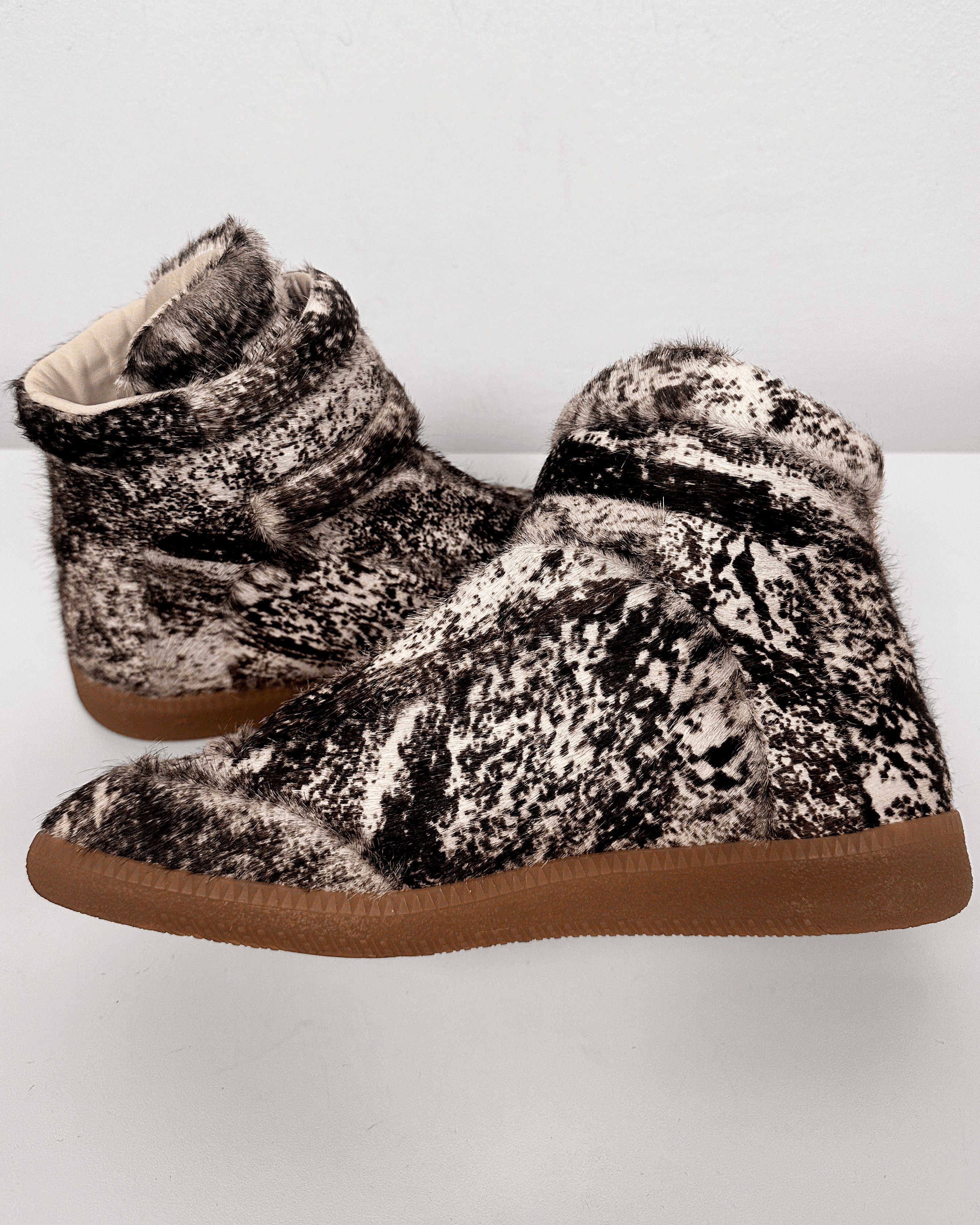 Maison Margiela Maison Margiela Snake Texture Ponyhair Future High Sneakers Size US 7 / EU 40 - 7 Thumbnail