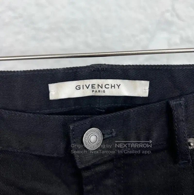Givenchy Givenchy Black Cotton Men's Shorts . Size US 30 / EU 46 - 3 Thumbnail