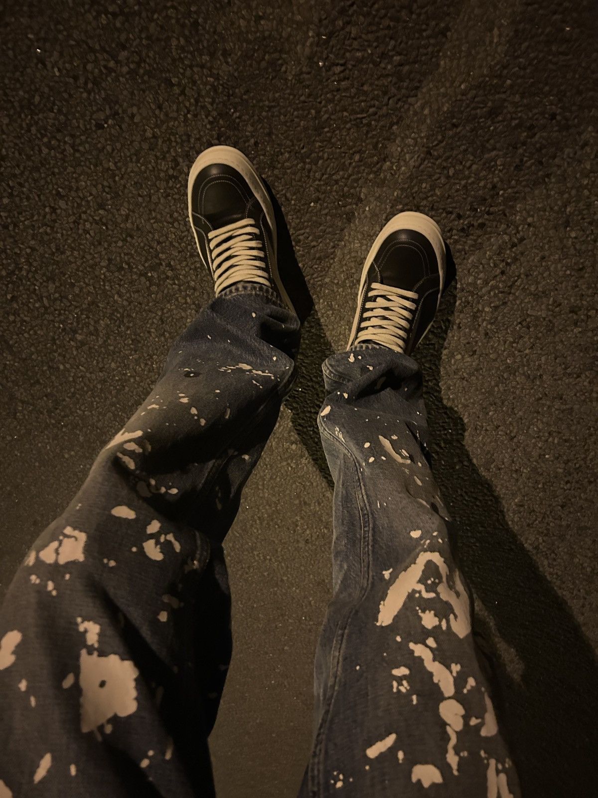 Helmut Lang Helmut Lang re-edition paint splatter jeans Size US 30 / EU 46 - 14 Thumbnail