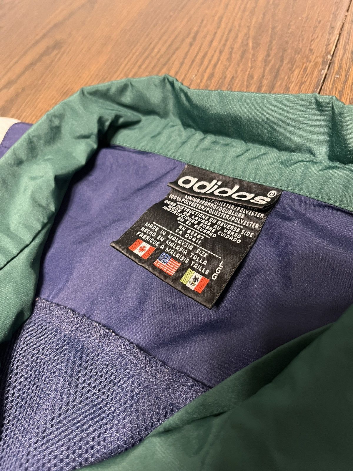 Adidas Vintage Adidas Windbreaker Size US L / EU 52-54 / 3 - 3 Thumbnail