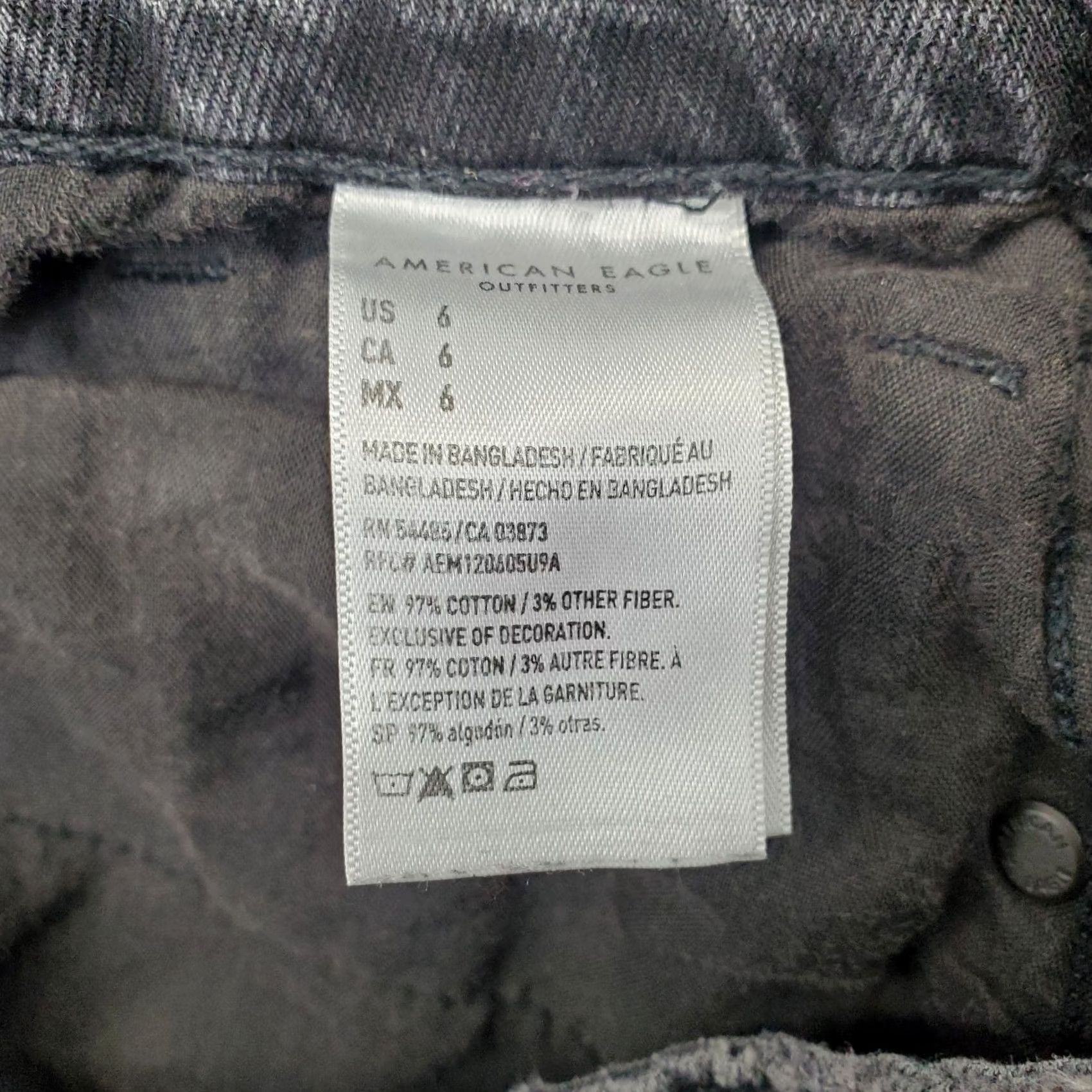 American Eagle Outfitters American Eagle Outfitters Jean Shorts Womens 6 Gray Denim Distressed Raw Hem Cut-Off Shorts Womens Size 6 Gray Denim Distressed Raw Hem Size 28" / US 6 / IT 42 - 8 Thumbnail