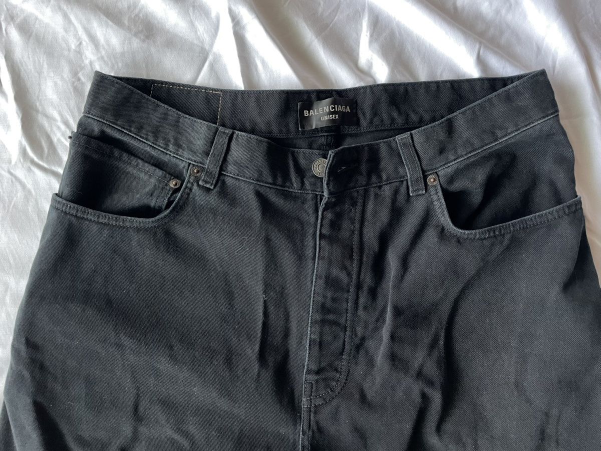 Balenciaga Balenciaga Size Tag Baggy Jeans Size US 34 / EU 50 - 4 Thumbnail