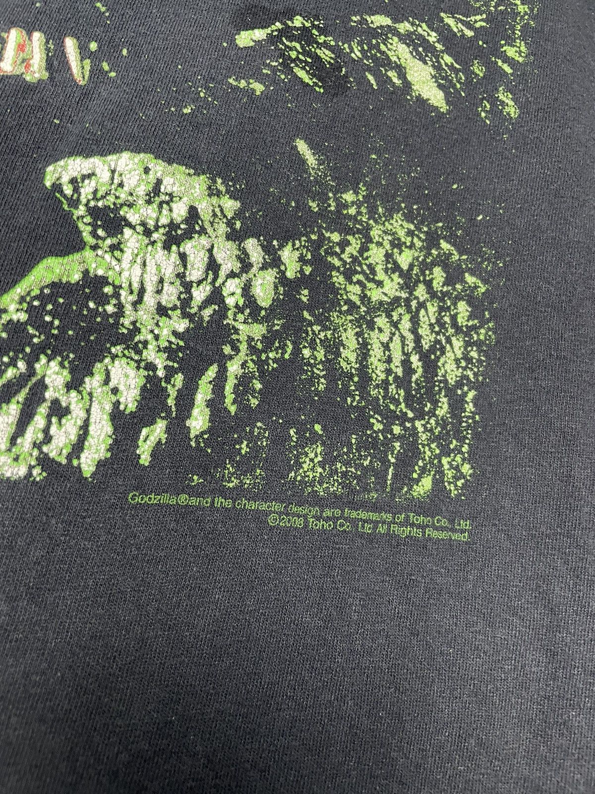 Vintage Vintage Godzilla Big Print Rare Movie tshirt Size US XL / EU 56 / 4 - 4 Thumbnail