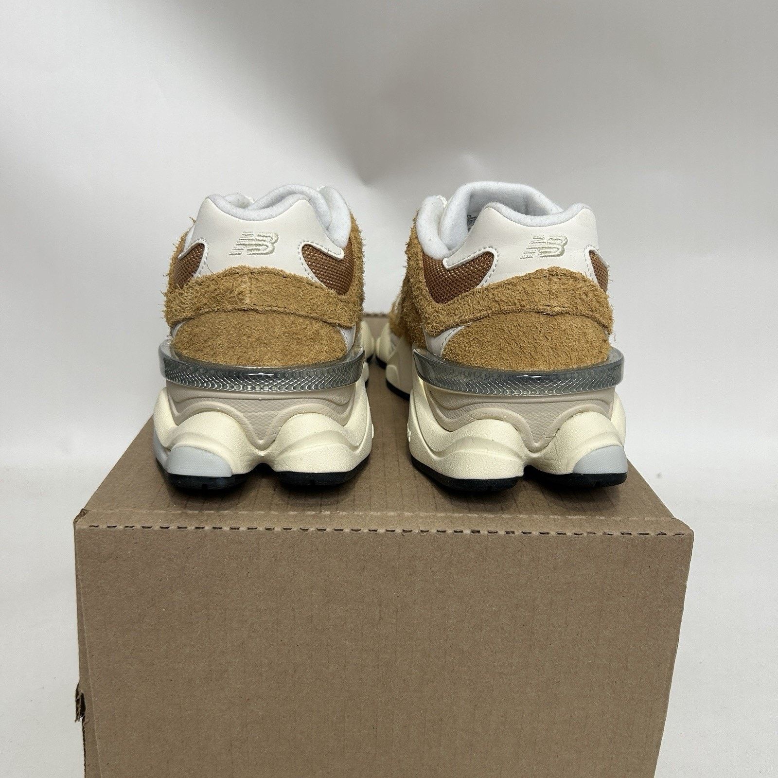 New Balance New Balance 9060 Unisex “Great Plains” U9060HMT Size US 7.5 / IT 37.5 - 4 Thumbnail