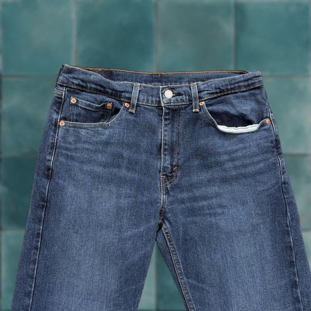 Levi's Levi's 505 Jeans Mens 32x30 Blue Medium Wash Regular Fit Straight Denim Stretch Jeans Size US 32 / EU 48 - 1 Thumbnail